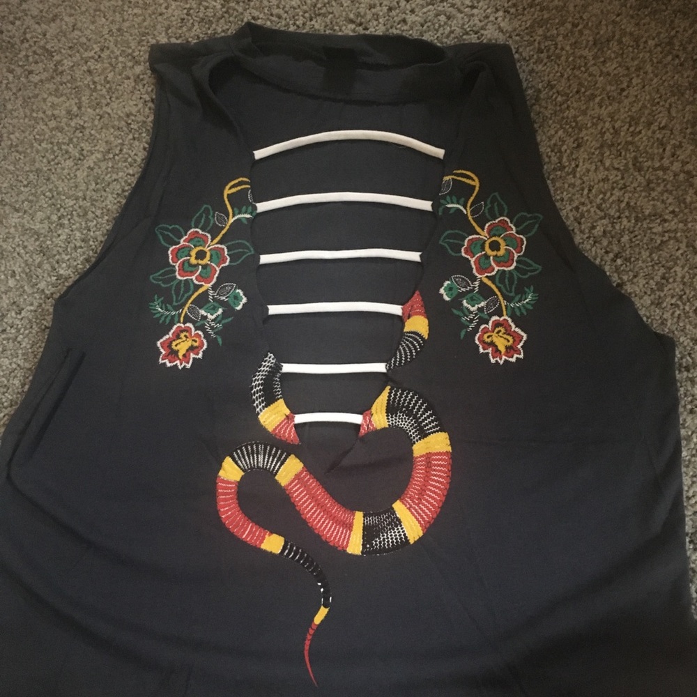 Cut-out tank